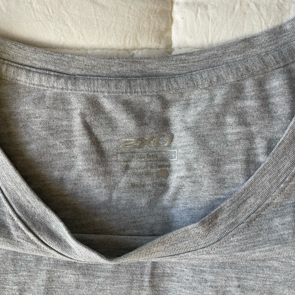 2XU Tank Top - Picture 4 of 8